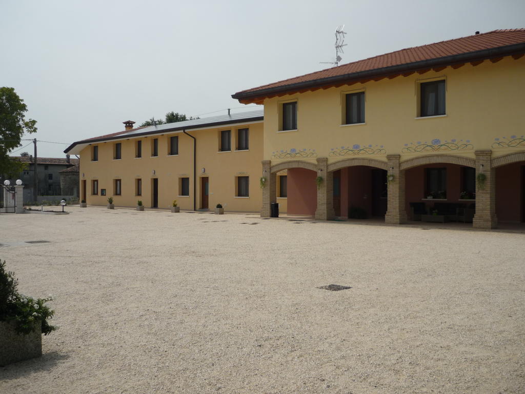 Agriturismo Ai Laghi Apartment Pocenia Exterior photo